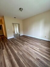 3549 Forest Hill Blvd in Palm Springs, FL - Building Photo - Building Photo