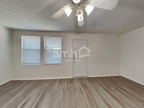 3913 Country Ln in Fort Worth, TX - Building Photo - Building Photo