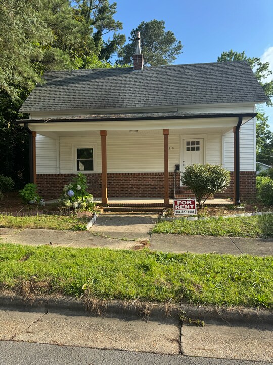 310 E Woodall St in Smithfield, NC - Building Photo