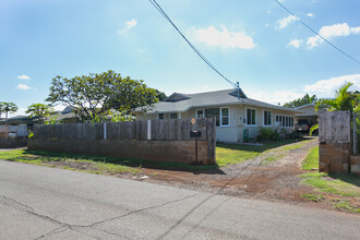 67-328 Kukea Cir in Waialua, HI - Foto de edificio - Building Photo