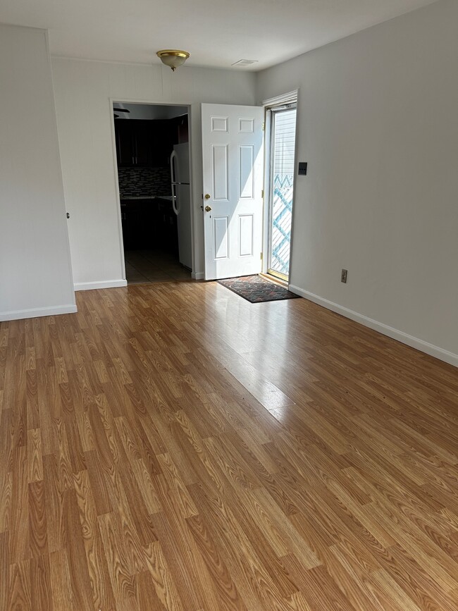 81 Laredo Ave in Staten Island, NY - Building Photo - Building Photo