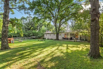 1831 N Greenvalley Ave in Fayetteville, AR - Building Photo - Building Photo