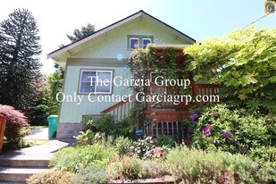 2532 N Watts St in Portland, OR - Building Photo