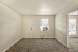 5415 3 Rd St in Danbury, TX - Building Photo - Building Photo