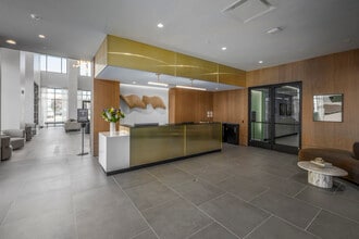 The Langdon (Lynbrook Station) in Lynbrook, NY - Foto de edificio - Interior Photo