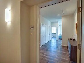 557 Oppenheimer Dr in Los Alamos, NM - Building Photo - Building Photo