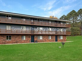 1605 Bacon Ave in Portage, MI - Building Photo
