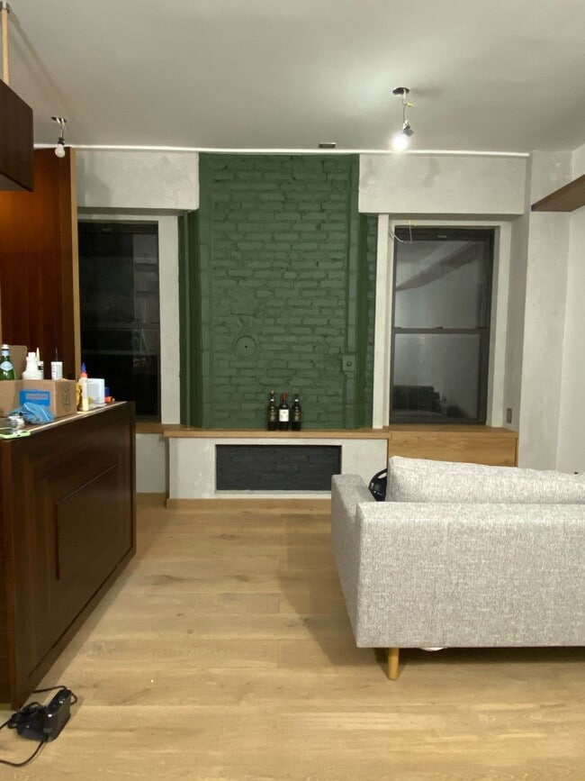 339 Bedford Ave