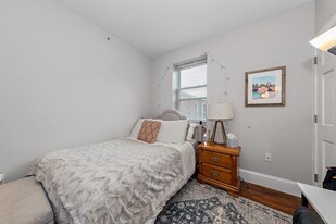 16 Sewall St, Unit 1 in Boston, MA - Building Photo - Building Photo