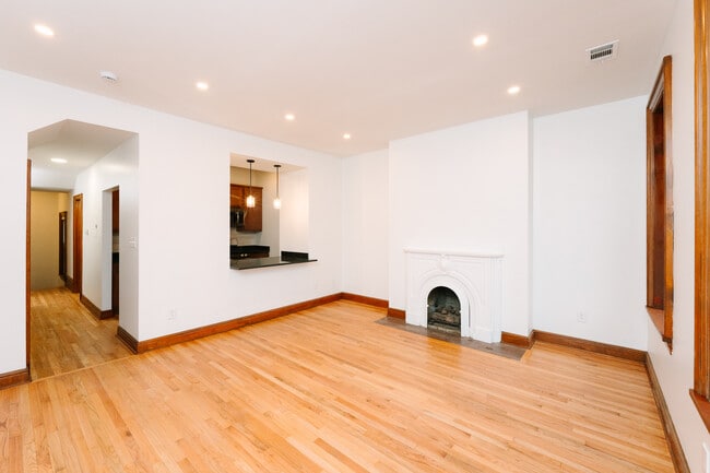 104 E North Ave, Unit 2