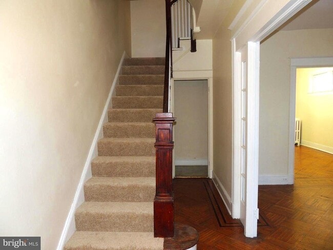 property at 1465 Girard St NW