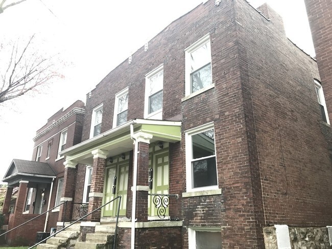 4922 A Wise Ave-Unit -2F in St. Louis, MO - Building Photo - Building Photo