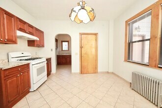 118 Garfield Ave in Chelsea, MA - Building Photo - Building Photo