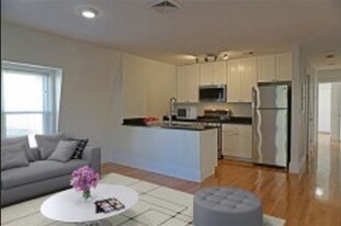 4 Osgood St, Unit 3 in Somerville, MA - Building Photo