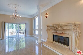 4041 Alonzo Ave in Los Angeles, CA - Building Photo - Building Photo