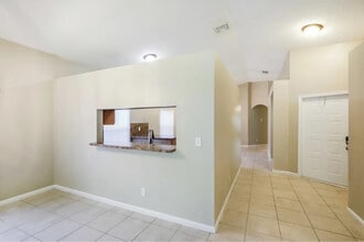 10890 NW 46th Dr in Coral Springs, FL - Foto de edificio - Building Photo