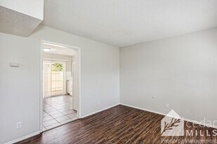 1119 S Fern St in Wichita, KS - Building Photo