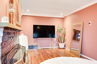 5 Terrace Pl, Unit ID1300629P in Glen Cove, NY - Building Photo - Building Photo