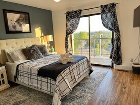 847 Mission Sierra Ct, Unit Mission Sierra in Redding, CA - Building Photo