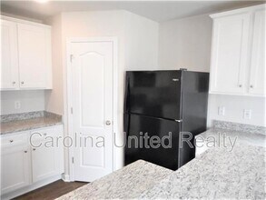 2219 Latimer Ln in Charlotte, NC - Building Photo - Building Photo