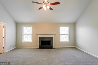 673 Rock Hill Pkwy in Lithia Springs, GA - Building Photo - Building Photo