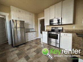829 E 46th St in Tacoma, WA - Building Photo - Building Photo