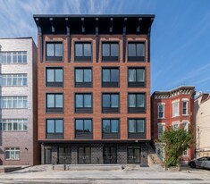 56 Cottage St in Jersey City, NJ - Building Photo