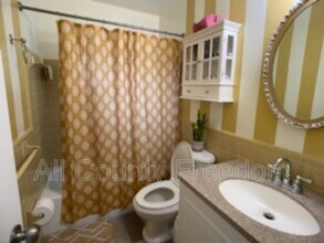 7000 NW 95th Terrace in Tamarac, FL - Building Photo - Building Photo