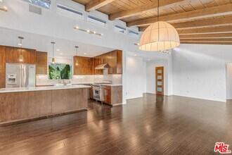 3476 Troy Dr in Los Angeles, CA - Building Photo - Building Photo