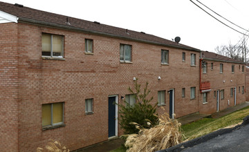 Colonial Trace Apartments in Lebanon, OH - Building Photo - Building Photo