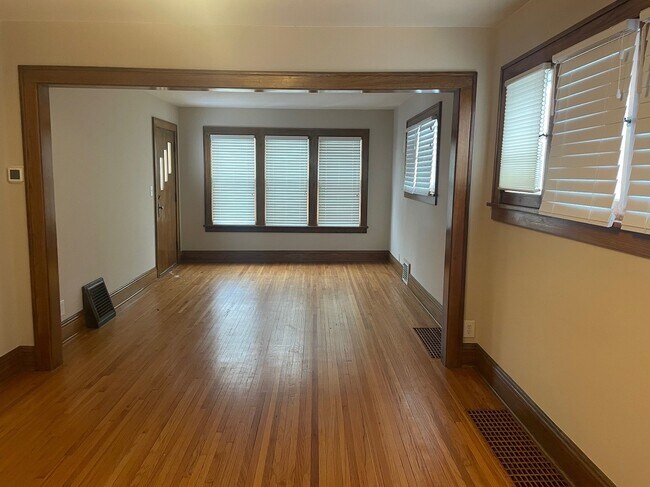 2904 Salem Ave in Minneapolis, MN - Building Photo - Building Photo