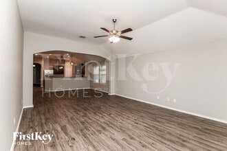 9205 Forbes Ml Trl in Fort Worth, TX - Building Photo - Building Photo