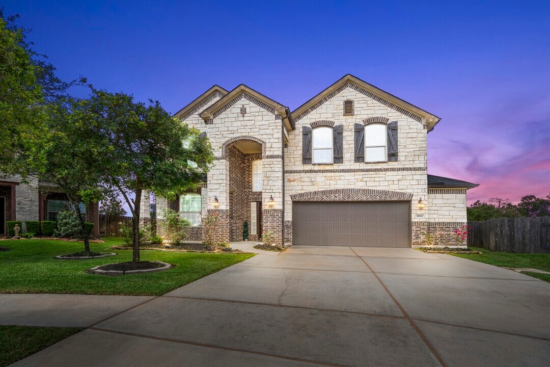 31767 Chapel Rock Ln in Spring, TX - Building Photo