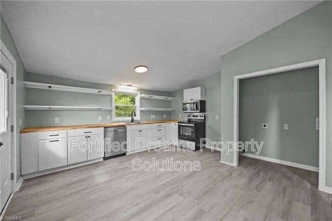 608 Montgomery St in Reidsville, NC - Building Photo - Building Photo