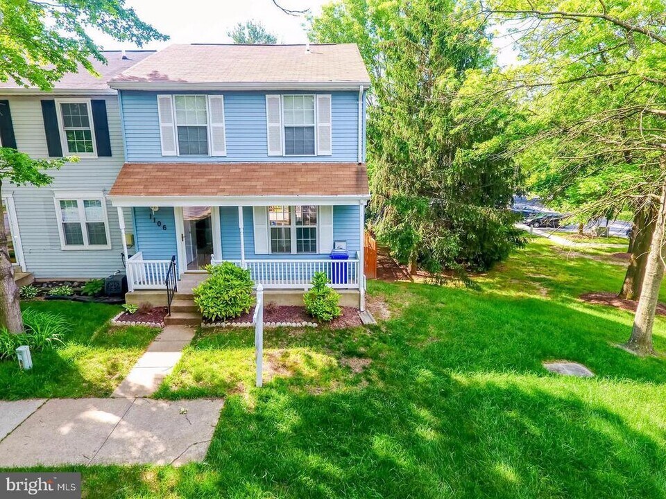 1106 Patriot Ln in Bowie, MD - Building Photo