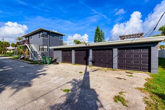 828 N Grandview Ave in Daytona Beach, FL - Building Photo - Building Photo