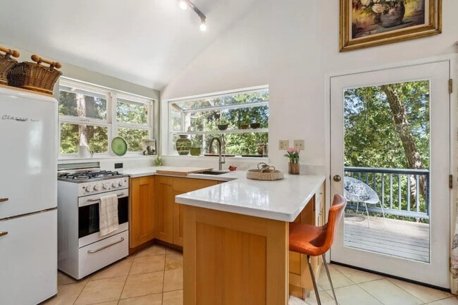 1155 Fanning Grade in Ben Lomond, CA - Foto de edificio - Building Photo