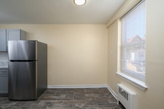 Long Lane Apartments in Upper Darby, PA - Foto de edificio - Interior Photo