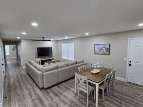 1315 Airport Rd in Ava, MO - Building Photo - Building Photo