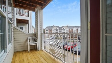 692 Winding Stream Way in Odenton, MD - Building Photo - Building Photo