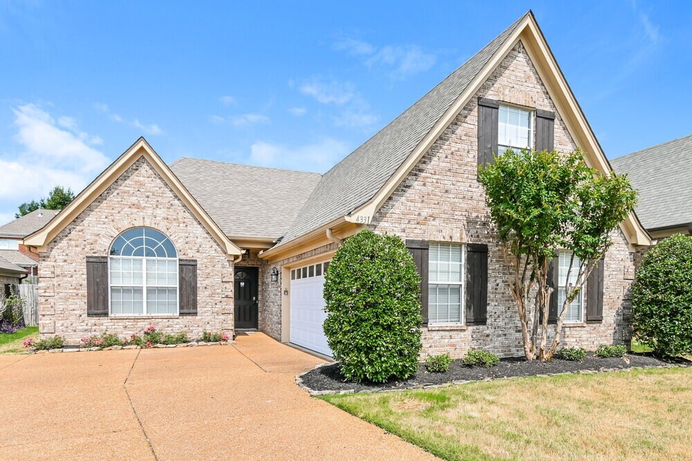 4331 Genevieve Dr in Southaven, MS - Foto de edificio