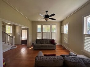 302 W 44th St in Austin, TX - Building Photo - Building Photo