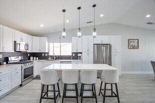 81358 Avenida Blanca in Indio, CA - Building Photo