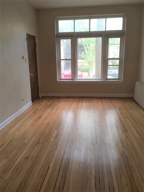 3246 N Seminary Ave in Chicago, IL - Building Photo - Building Photo