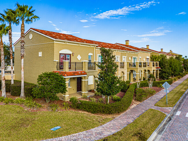 Waterstone Courtyard Villas