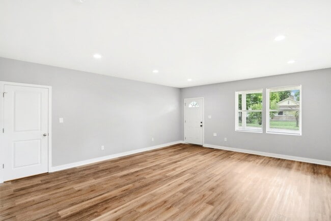 3365 Broadway St, Unit A in Indianapolis, IN - Foto de edificio - Building Photo