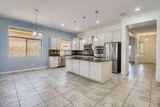 237 E Lynx Pl in Chandler, AZ - Building Photo - Building Photo