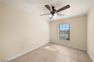 2820 SW 7th Pl in Cape Coral, FL - Building Photo - Building Photo