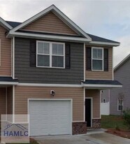 337 Gov Gwinnett Way in Pooler, GA - Building Photo