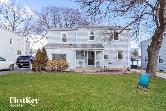 property at 112 W Glenlake Ave